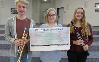 Bläserklasse der Anne-Frank-Gesamtschule spielt 286,00 Euro für den Kinderschutzbund Gütersloh ein