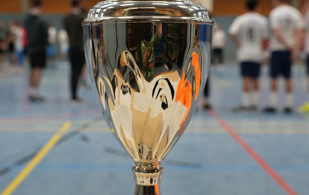 Fußball-Stadtmeisterschaft der weiterführenden Schulen feiert gelungene Premiere an der Anne-Frank-Schule